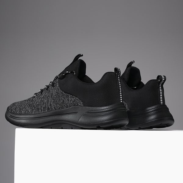 2025 New Men's and Women's Running Shoes Black - Image 5