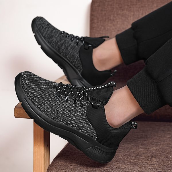 2025 New Men's and Women's Running Shoes Black - Image 4